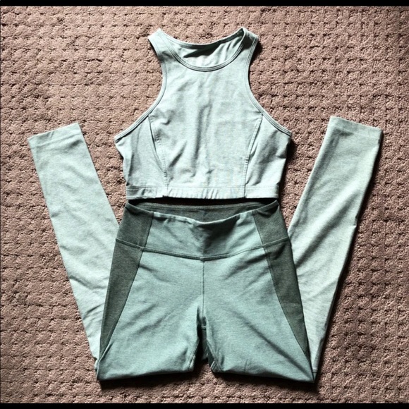 Outdoor Voices Pants - Outdoor voices tri tone leggings bra set